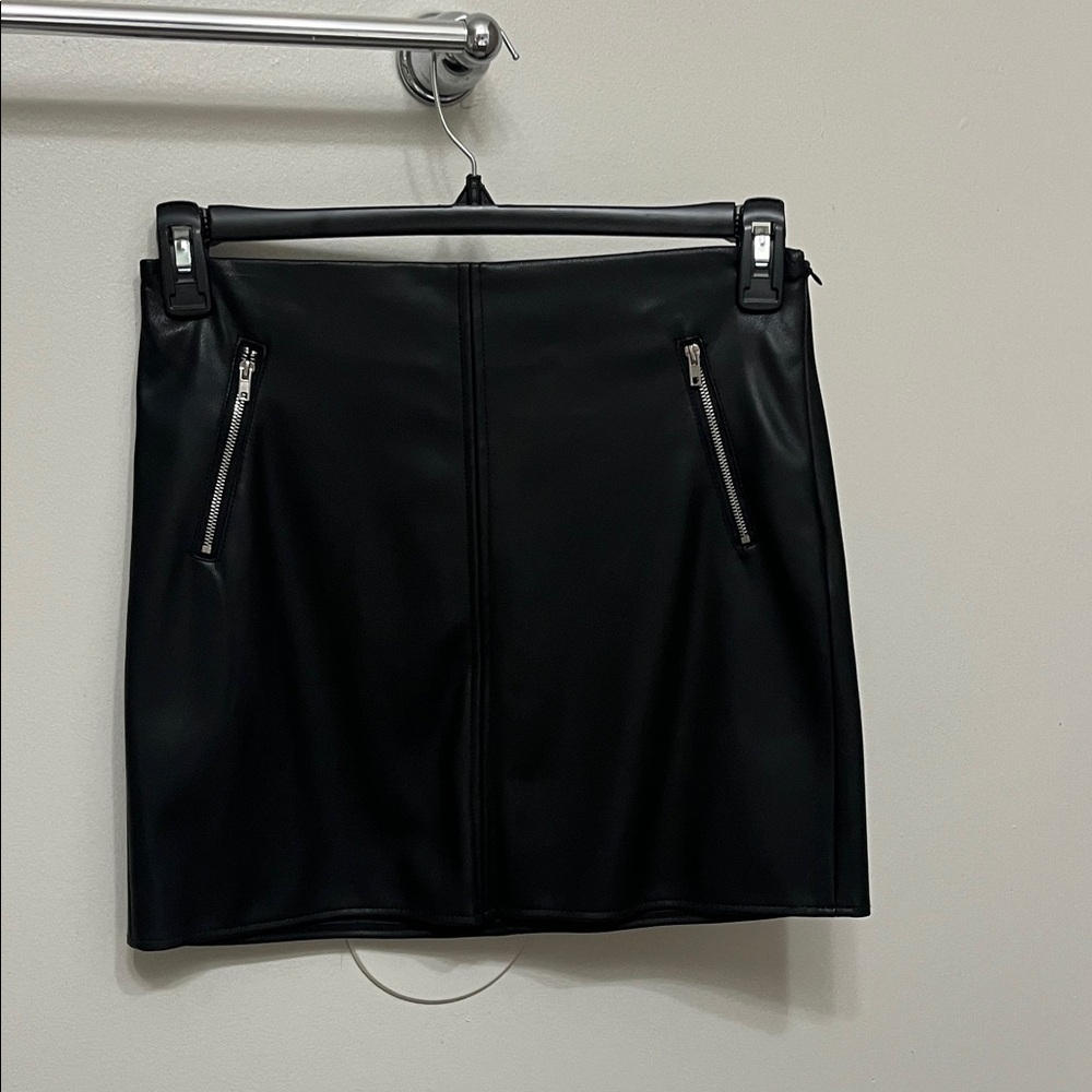 Forever 21 Black Mini Skirt with Zipper Details